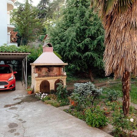 Serenity Hill Veria  Bagian luar foto